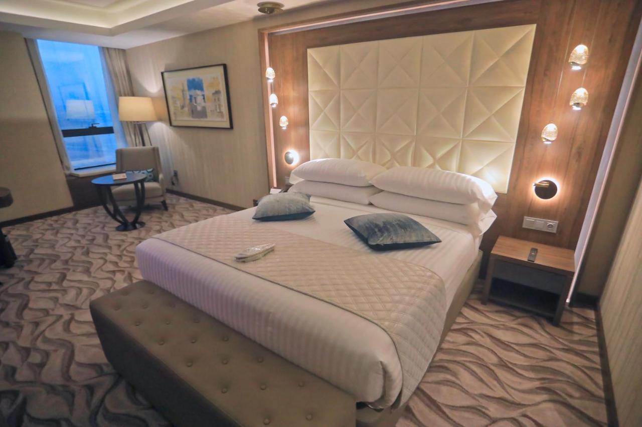 Az Hotels Grand Oran Es Senia Ngoại thất bức ảnh