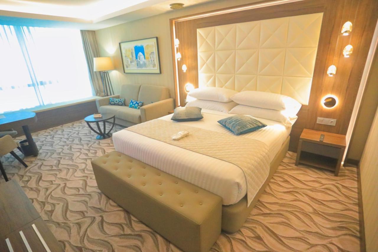 Az Hotels Grand Oran Es Senia Ngoại thất bức ảnh