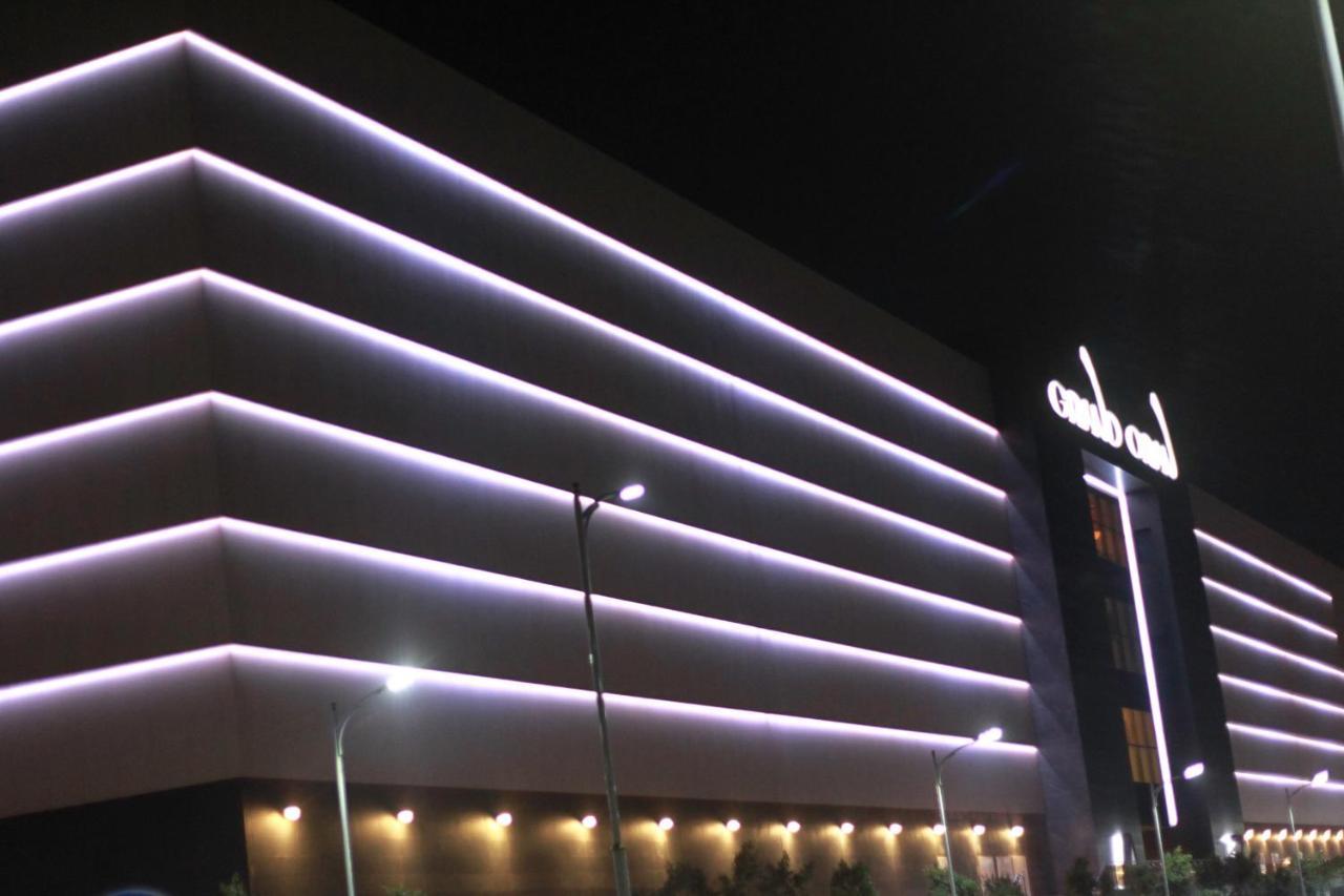 Az Hotels Grand Oran Es Senia Ngoại thất bức ảnh