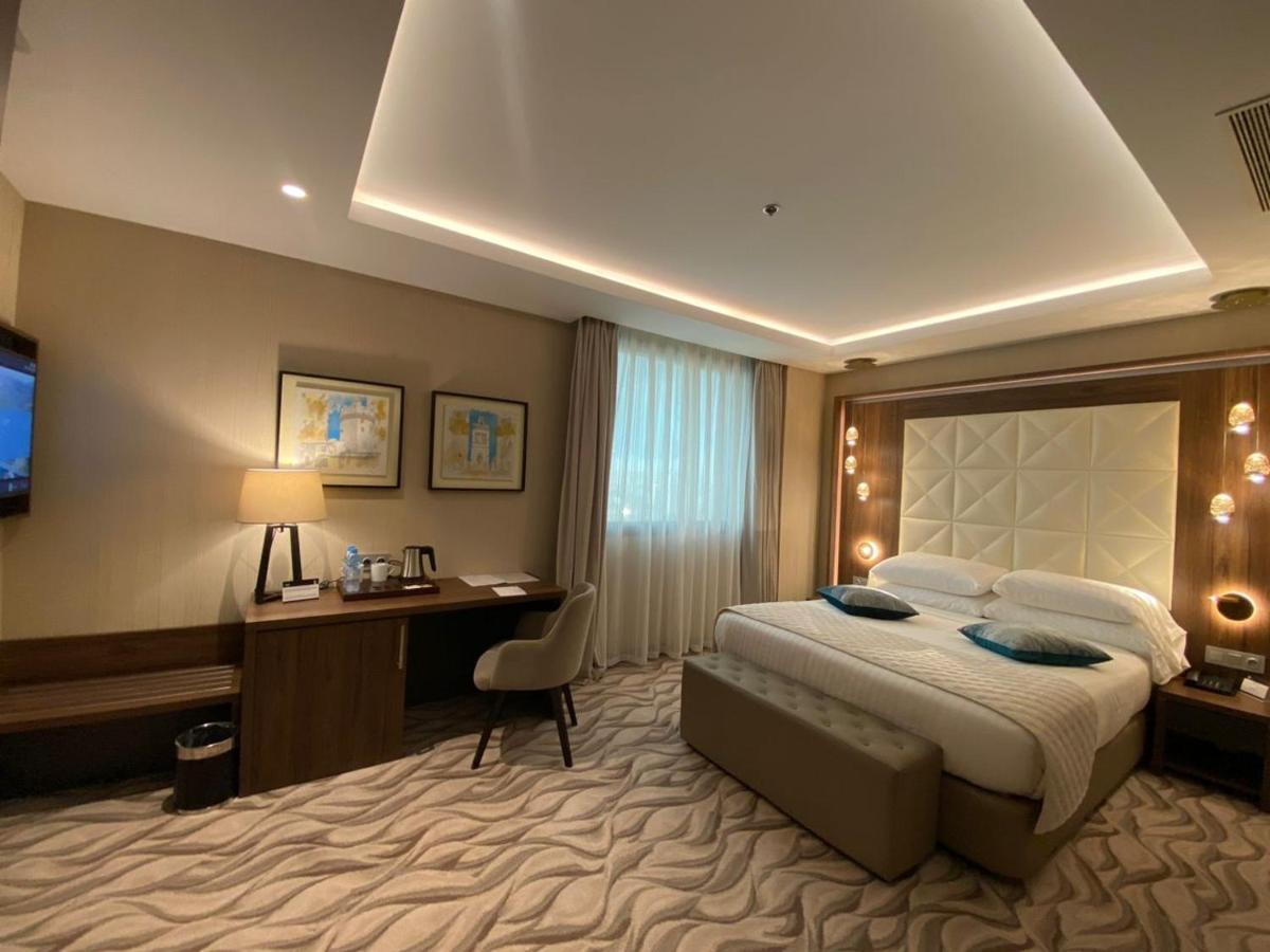 Az Hotels Grand Oran Es Senia Ngoại thất bức ảnh