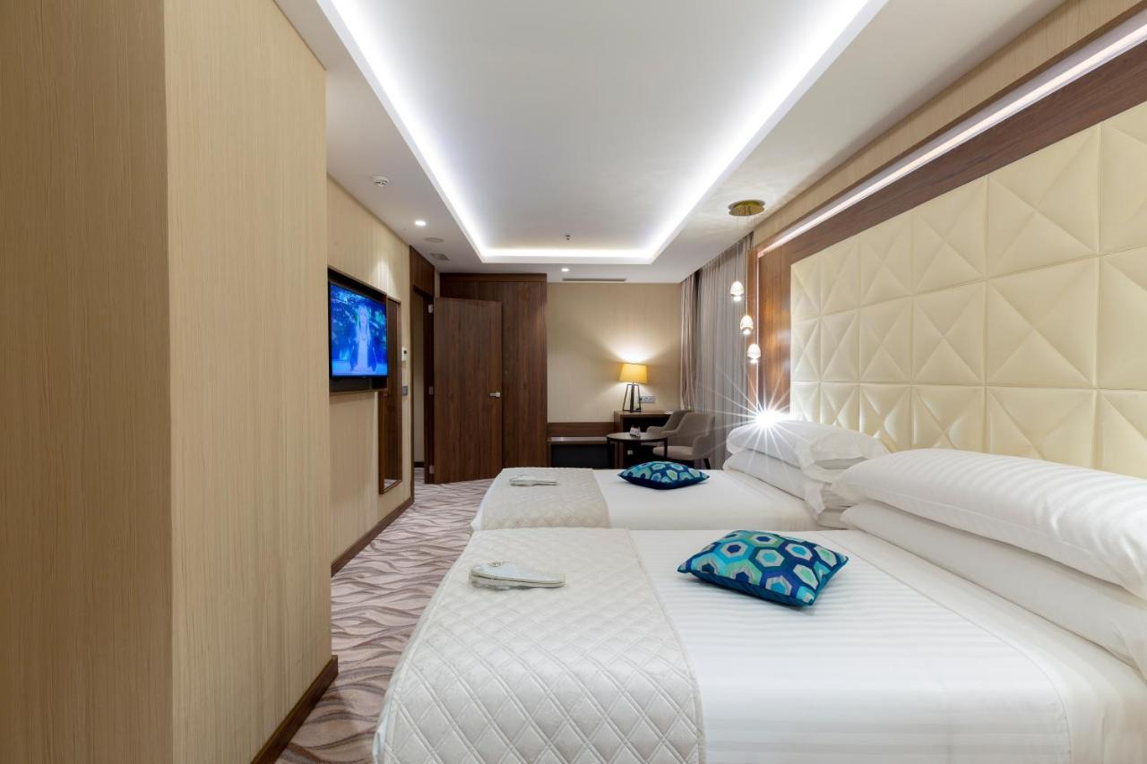 Az Hotels Grand Oran Es Senia Ngoại thất bức ảnh