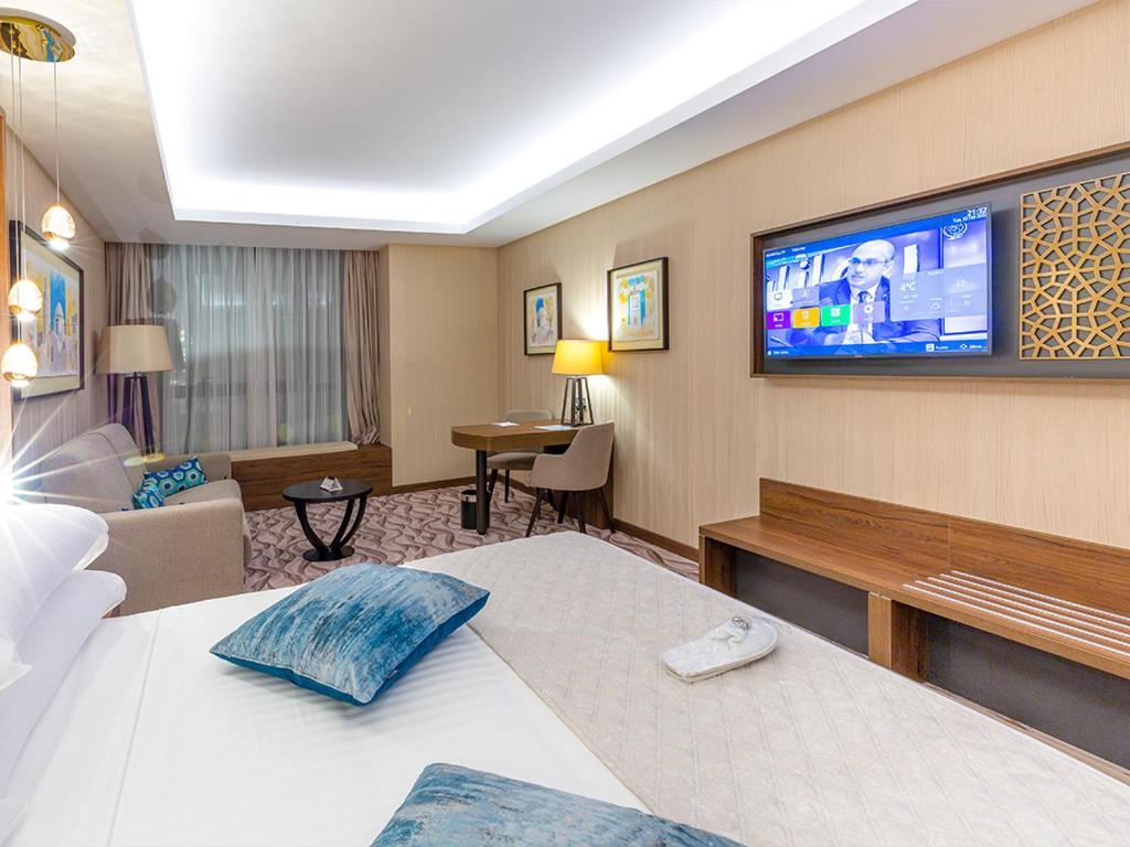 Az Hotels Grand Oran Es Senia Ngoại thất bức ảnh