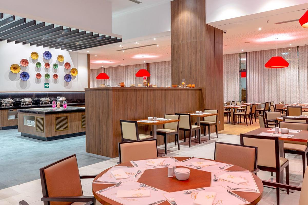 Az Hotels Grand Oran Es Senia Ngoại thất bức ảnh