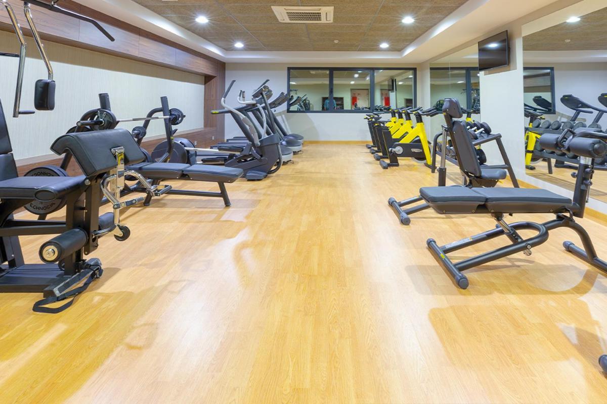 Az Hotels Grand Oran Es Senia Ngoại thất bức ảnh